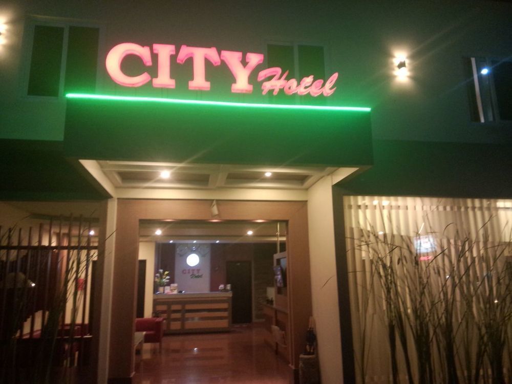 מטאראם City Hotel מראה חיצוני תמונה